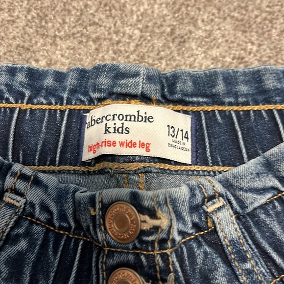 Abercrombie kids wide leg Jean size 13/14 - Picture 4 of 4